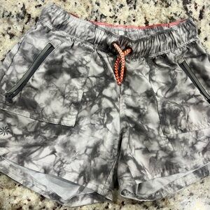 Athleta Girl Gray Tie-Dye shorts